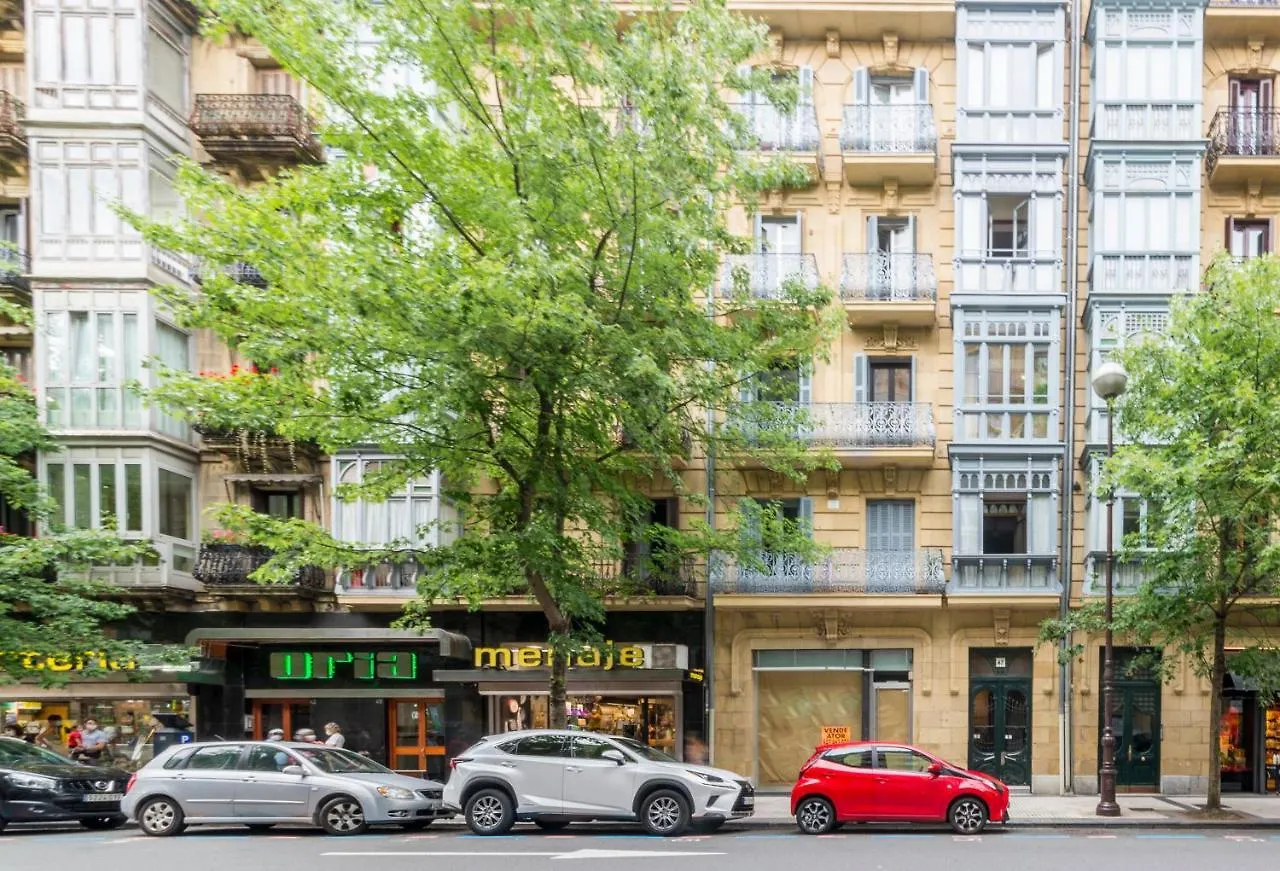 公寓 Apartamentos Bellas Artes 圣塞瓦斯蒂安